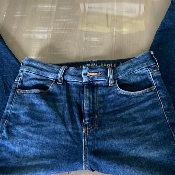 American Eagle Outfitters Jeans High Rise Curvy size 4 Short - Picture 7 of 9